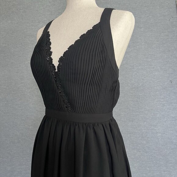 Fame and Partners Black Plunge Neck Dress Size 4 Thigh High Slit Formal Maxi NWT - Picture 5 of 16